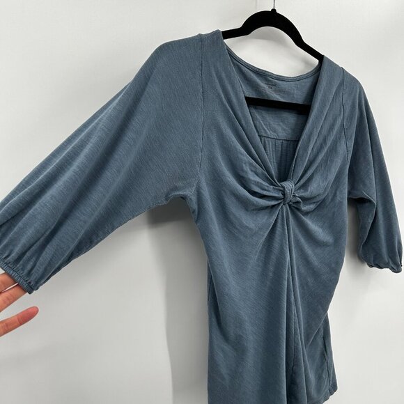 PATAGONIA Blue Burnout Tie Front 3/4 Sleeve Lightweight Blouse Top Size XS - Picture 3 of 5